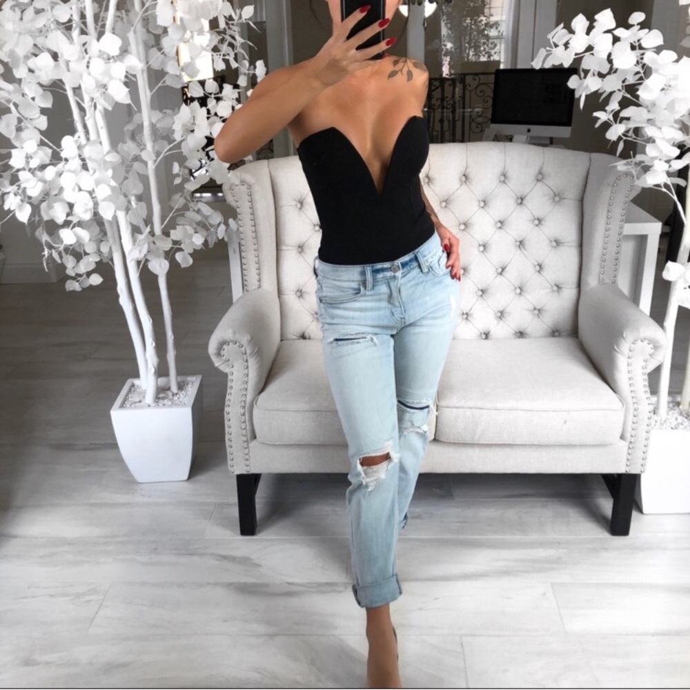 LEIGHTON relaxed girlfriend jeans